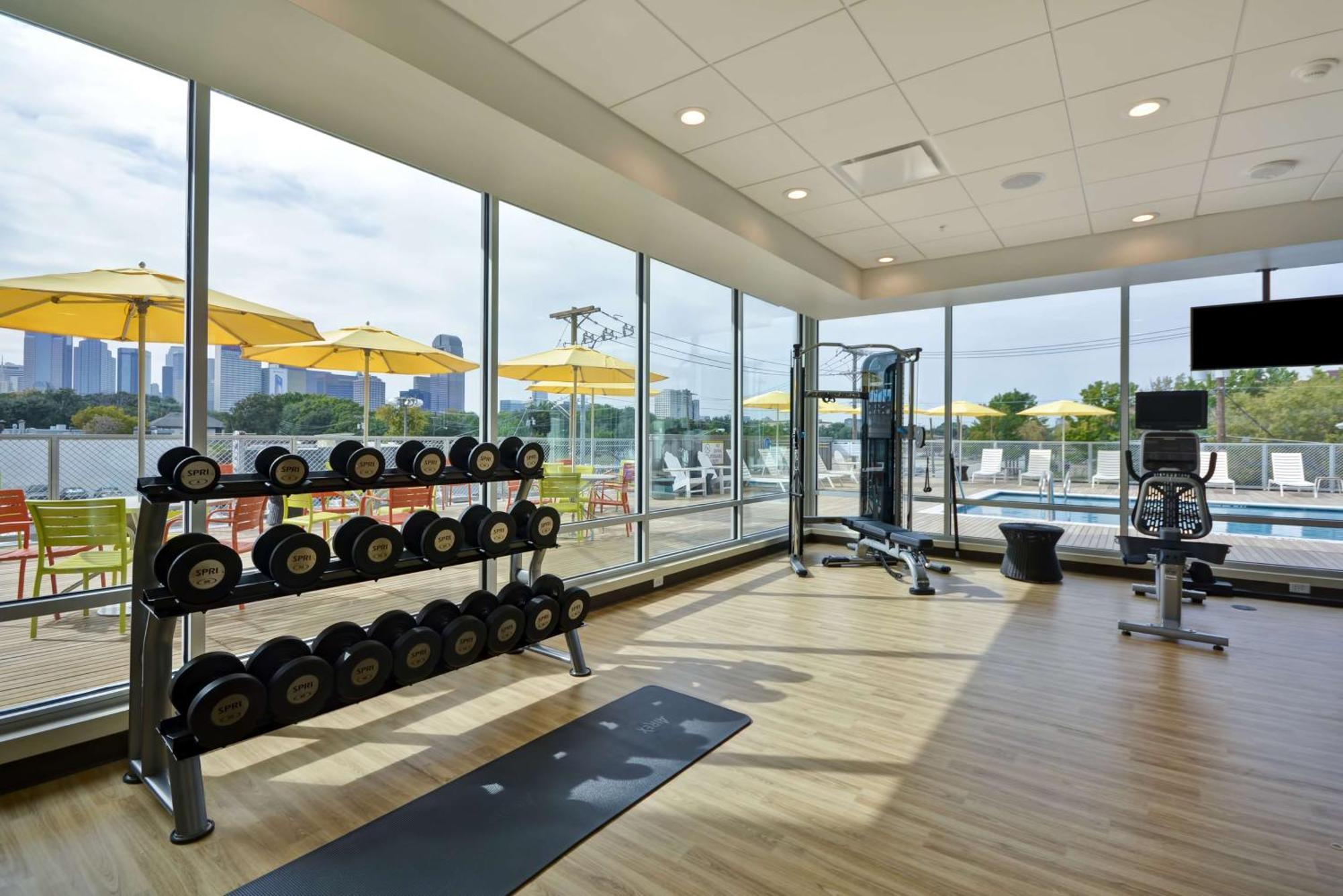 Home2 Suites By Hilton Dallas Downtown At Baylor Scott & White Εξωτερικό φωτογραφία